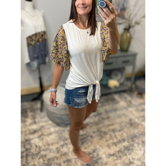 ❤️‍🔥NEW Floral Short Flutter Sleeve Round Neck Self Tie Bottom Top Yellow 4120 - Picture 4 of 5